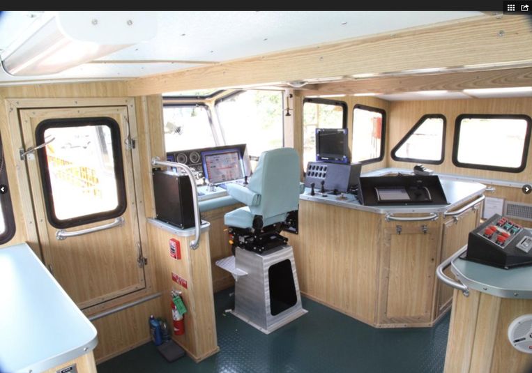 2000-175-breaux-brothers-yacht-support