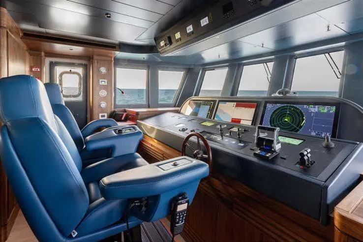 Empire Yacht Photos Pics Bridge of 2024 Cantiere Delle Marche Darwin 86 yacht with advanced navigation systems.