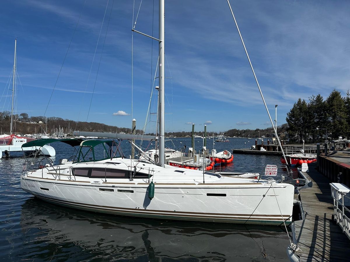 2017 Jeanneau 44 