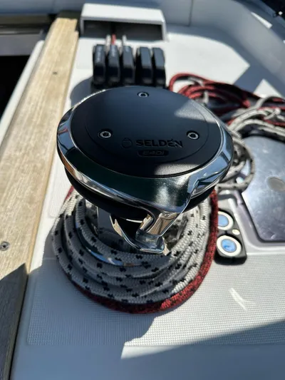 Life Line Yacht Photos Pics Selden winch on Jeanneau Sun Odyssey 44 DS, 2017 model, with ropes and controls visible.