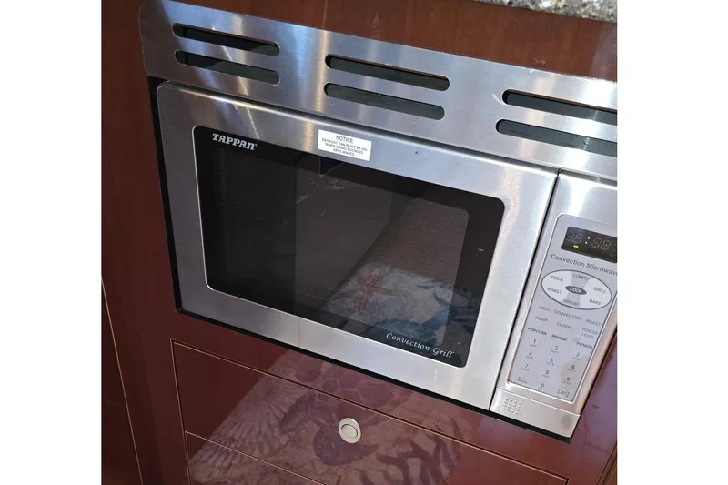  Yacht Photos Pics Built-in Tappan convection microwave on 2008 Sea Ray 58 Sedan Bridge yacht.