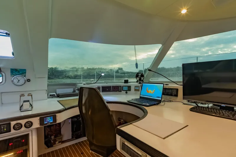 Gizmo Yacht Photos Pics Interior of 2012 Morrelli & Melvin 65 custom yacht cockpit with navigation equipment.