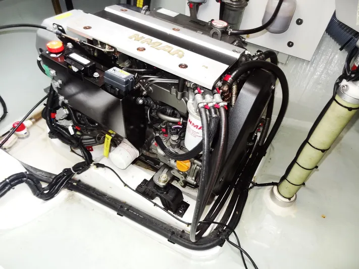 Meow Or Never Yacht Photos Pics 