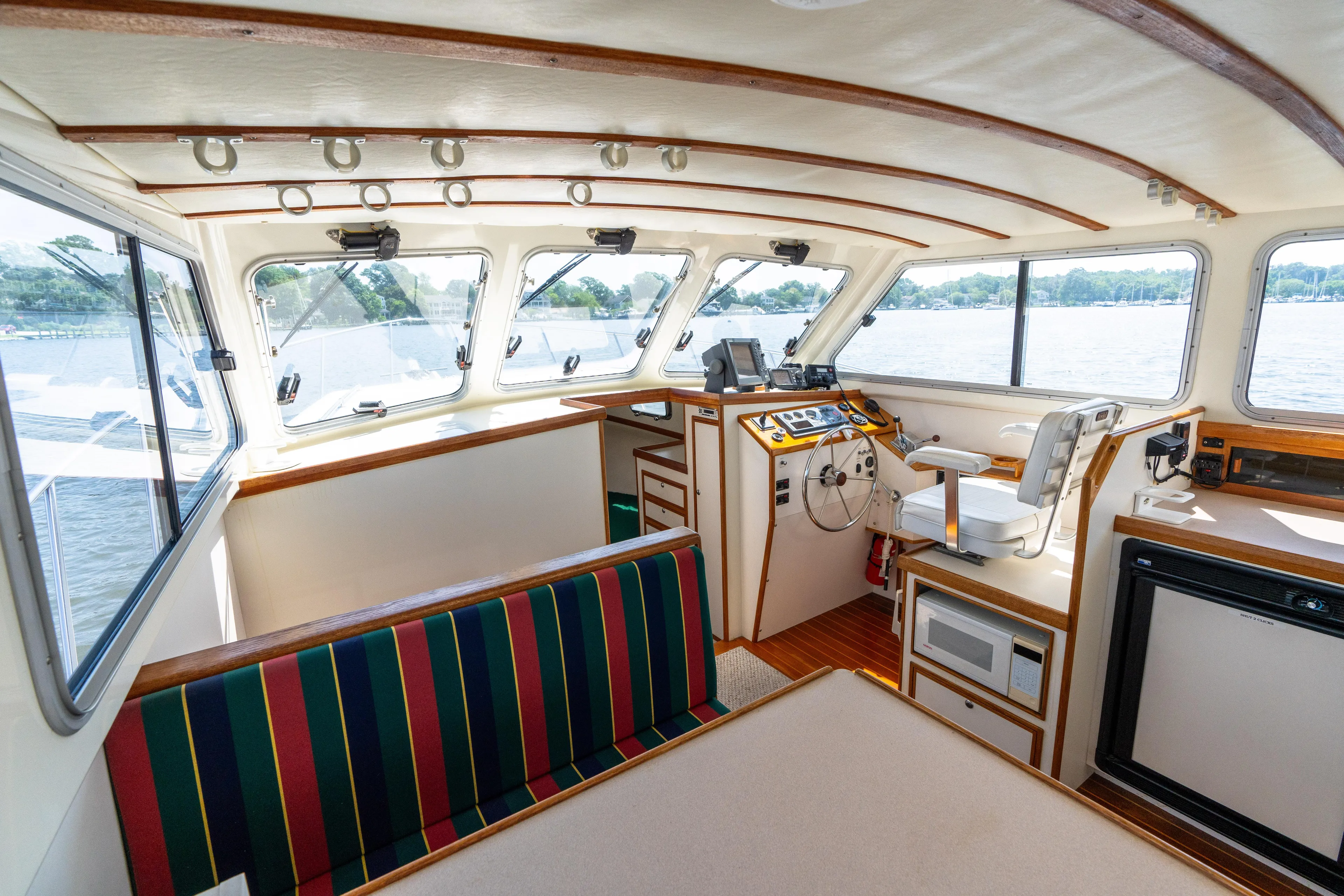 Freedom Yacht Photos Pics 