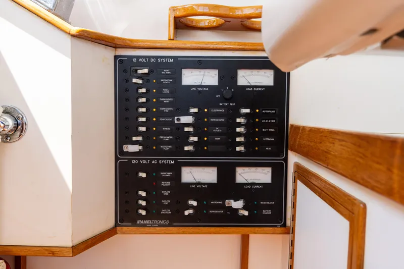 Freedom Yacht Photos Pics 