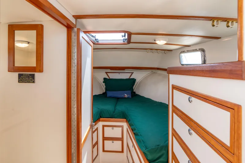 Freedom Yacht Photos Pics 