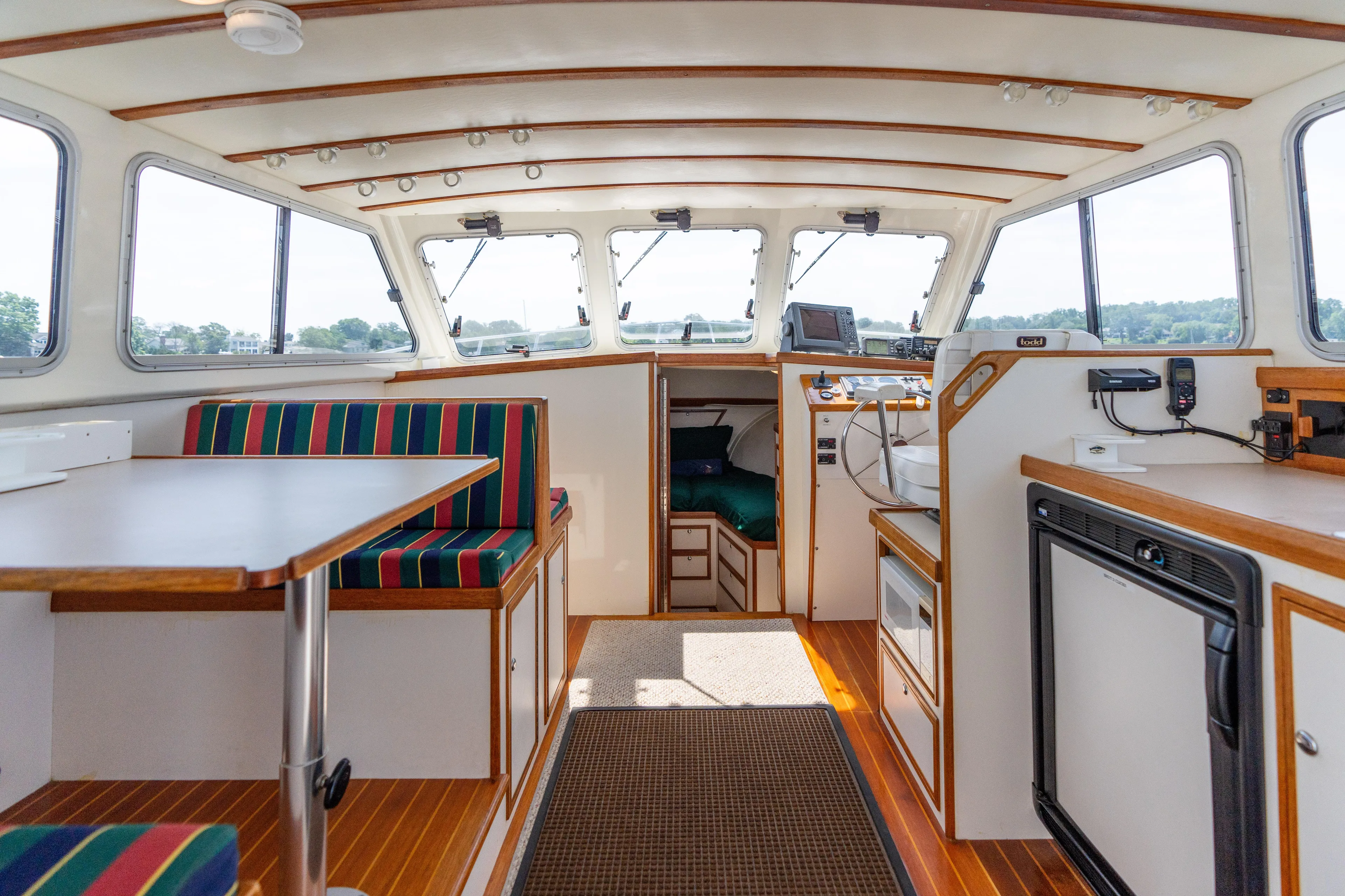 Freedom Yacht Photos Pics 