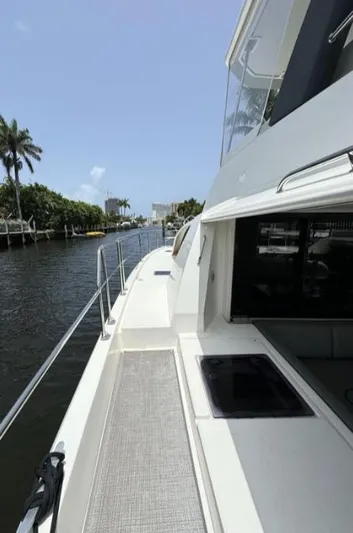 Even Mo Betta Yacht Photos Pics 