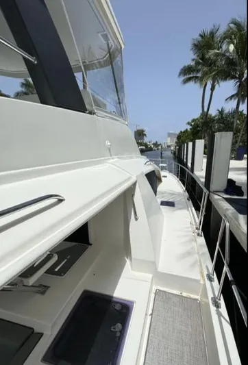 Even Mo Betta Yacht Photos Pics 