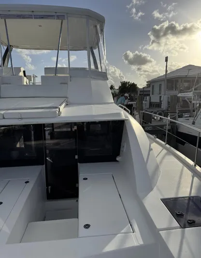 Even Mo Betta Yacht Photos Pics 