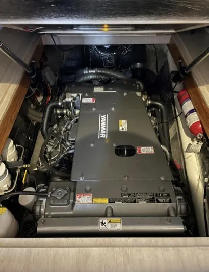 Even Mo Betta Yacht Photos Pics 