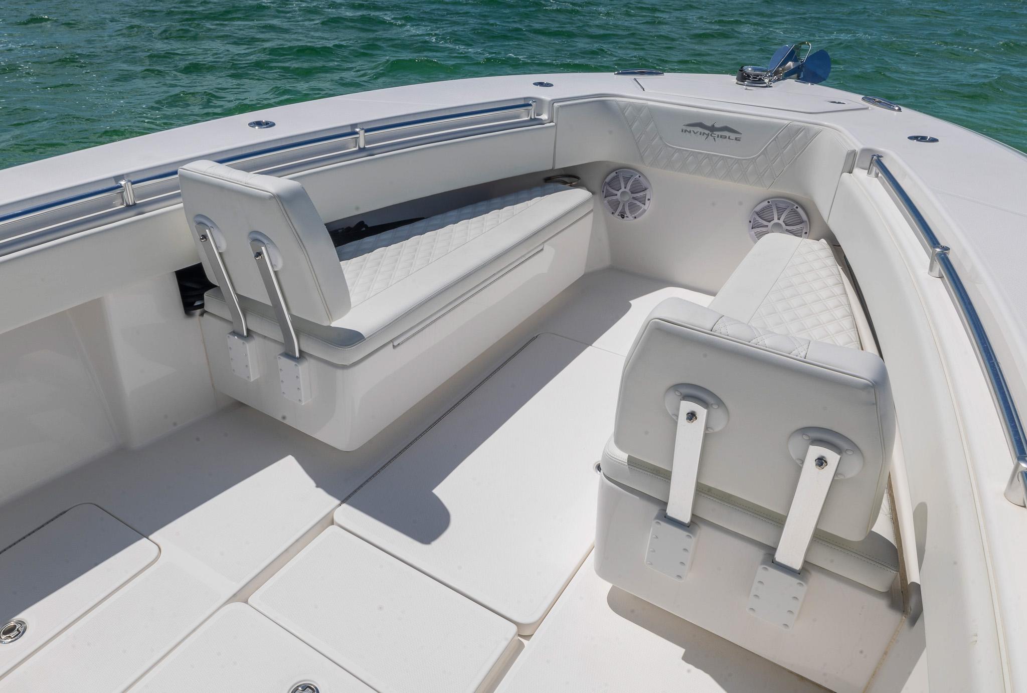 2021 Invincible 33 Open Fisherman Center Console Boote Kaufen YachtWorld