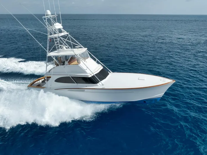 Risk & Reward Yacht Photos Pics 