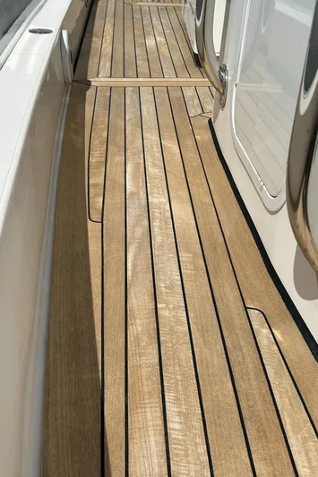 Mission Control Yacht Photos Pics 