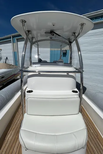 Mission Control Yacht Photos Pics 