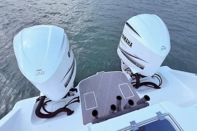  Yacht Photos Pics Twin Yamaha outboard engines on a 2019 Freeman 34 boat, viewed from the stern.