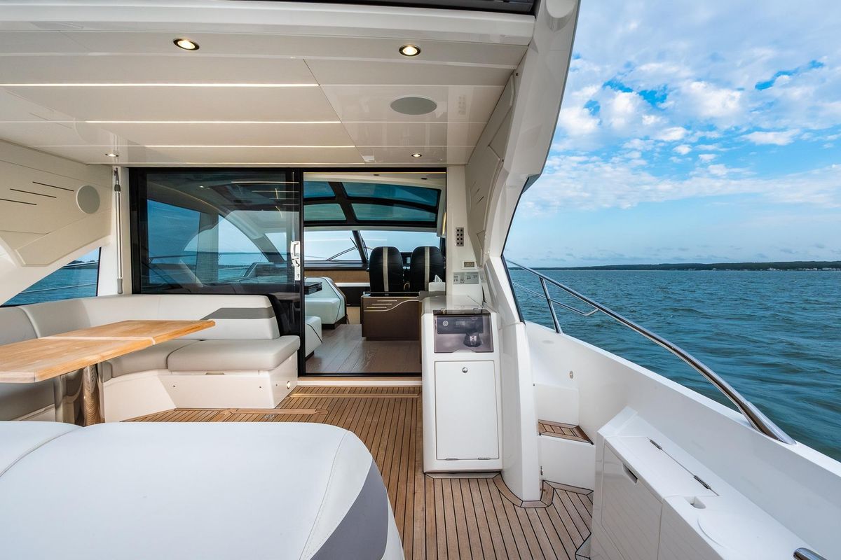 2021 Sunseeker 60 