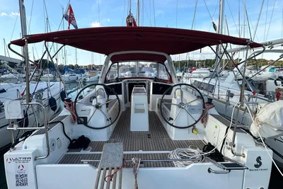 Beneteau Oceanis 35