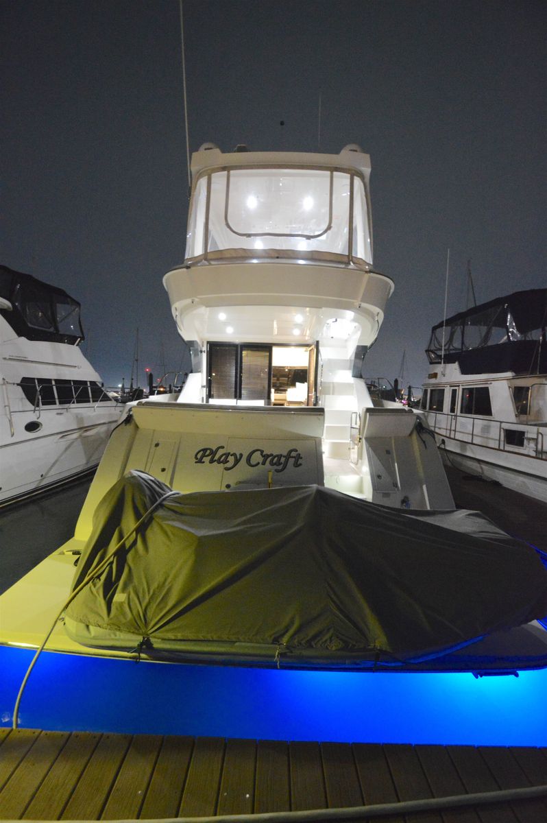 2018 Carver 52 