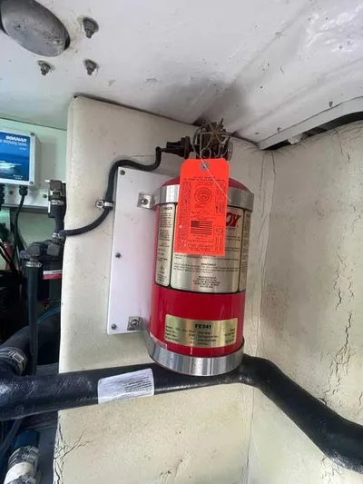  Yacht Photos Pics Fire suppression system in a 2003 Formula 37 PC boat engine room.