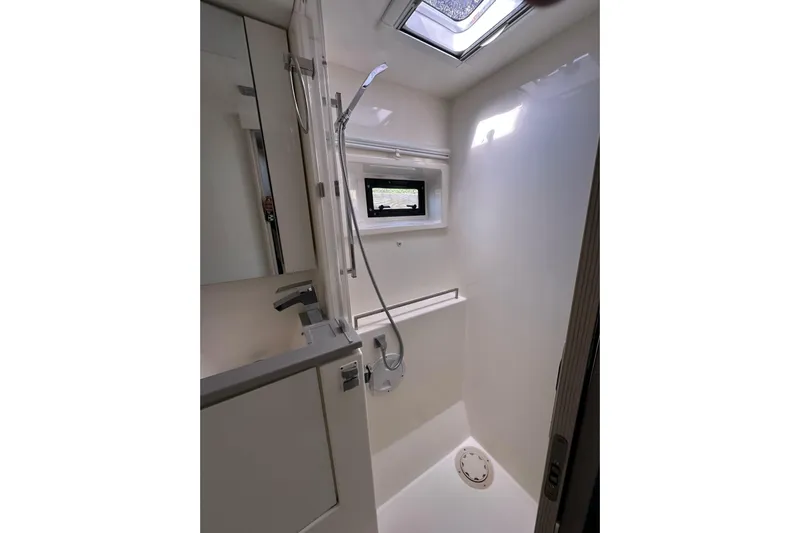 Nice Aft Too Yacht Photos Pics Modern bathroom in 2018 Leopard 45 yacht with skylight and shower.