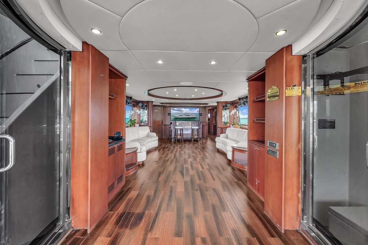 2006 Azimut 100 