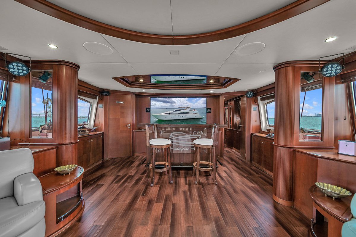 2006 Azimut 100 
