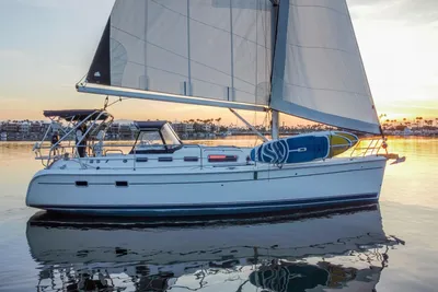 2007 Hunter 38