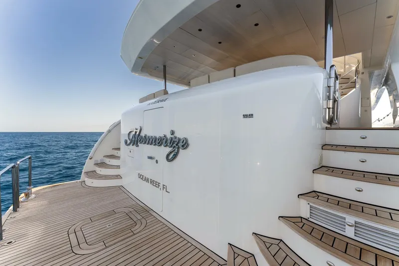 Mesmerize Yacht Photos Pics 