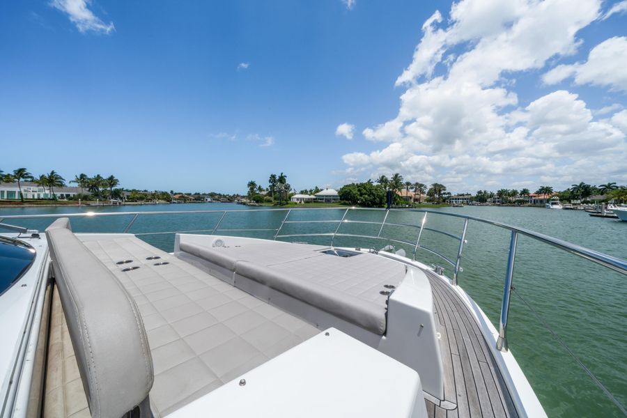 2016 Azimut 50 Flybridge