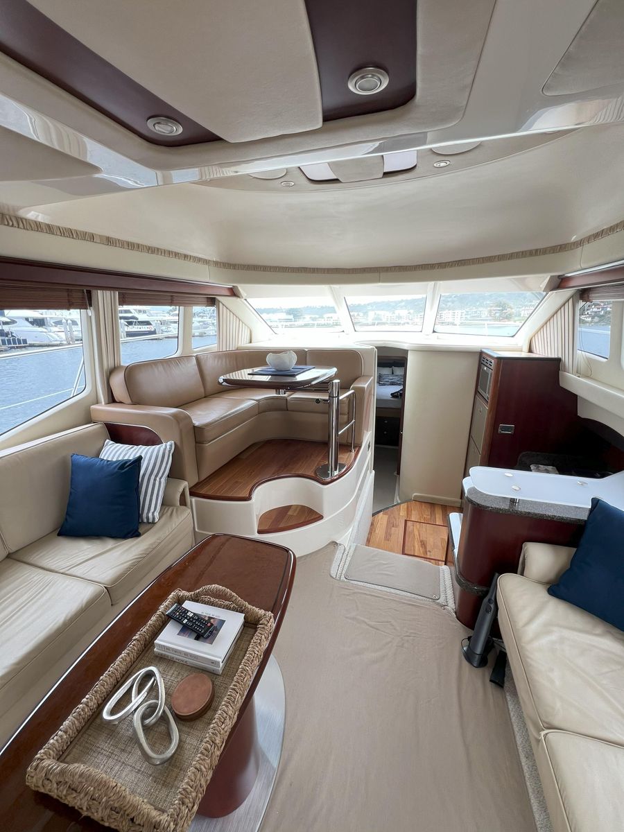 2006 Sea Ray 44 