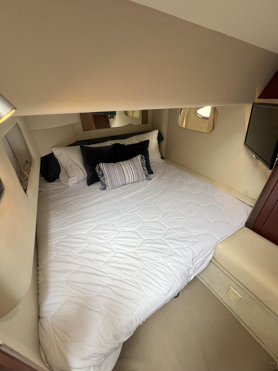 2006 Sea Ray 44 