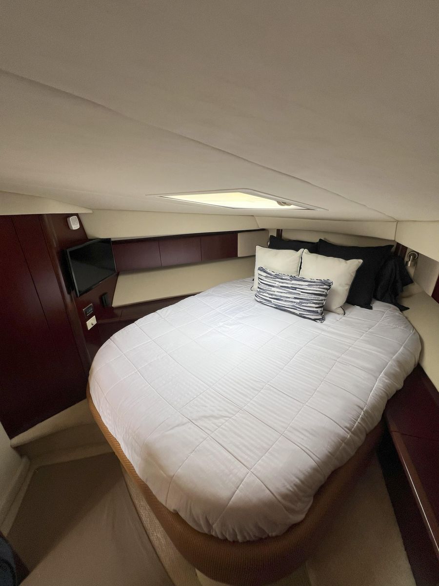2006 Sea Ray 44 