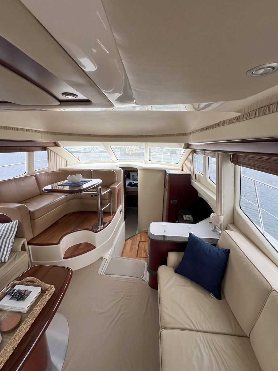 2006 Sea Ray 44 