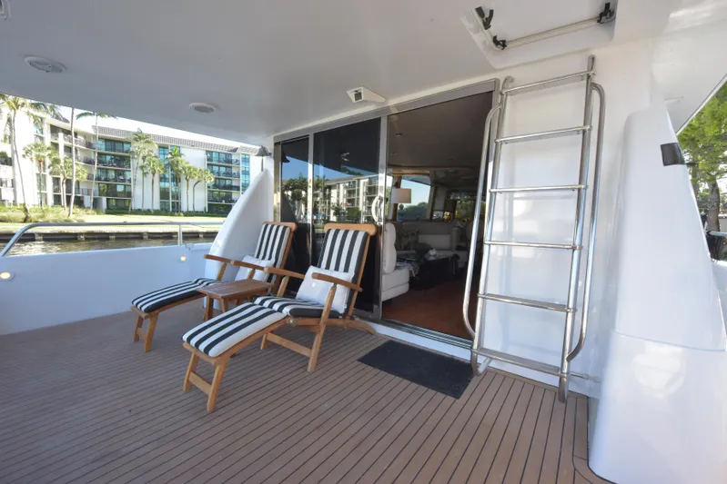 Yolo Yacht Photos Pics 