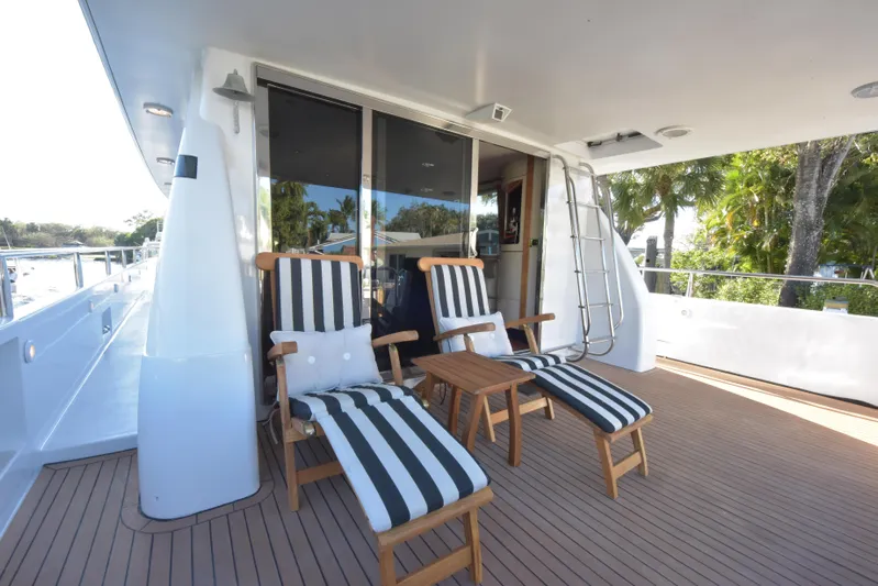 Yolo Yacht Photos Pics 