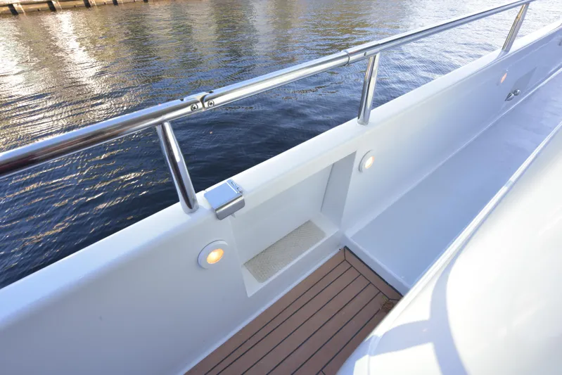 Yolo Yacht Photos Pics 