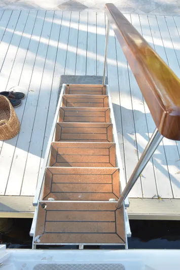 Yolo Yacht Photos Pics 