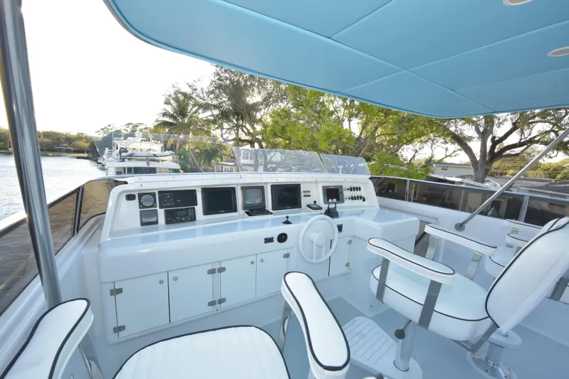 Yolo Yacht Photos Pics 