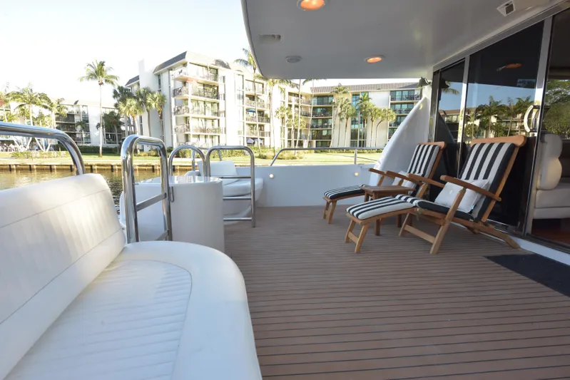 Yolo Yacht Photos Pics 