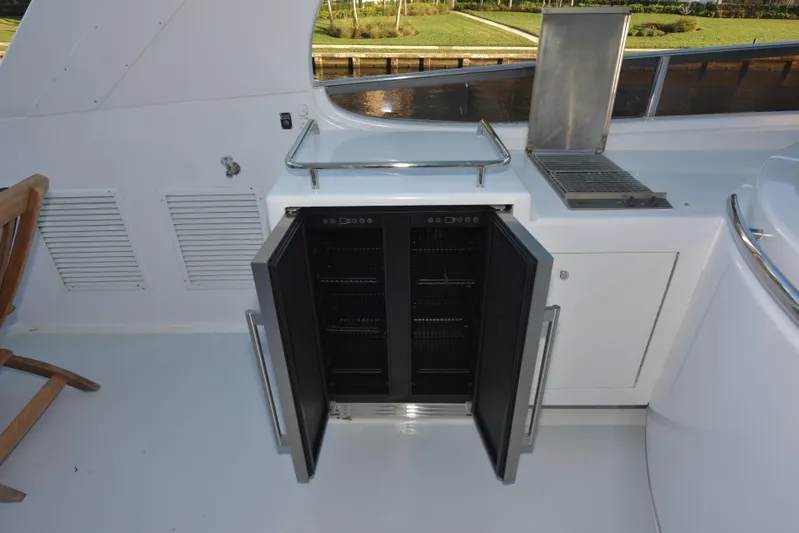 Yolo Yacht Photos Pics 