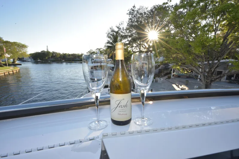 Yolo Yacht Photos Pics 