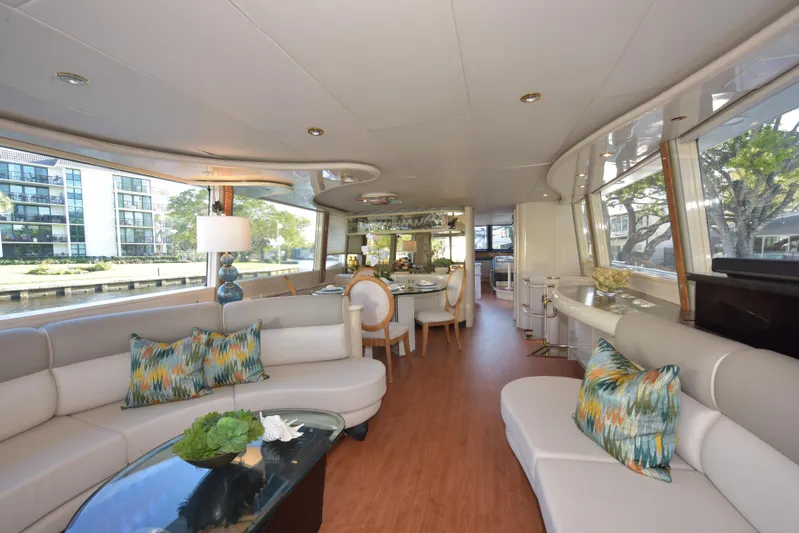 Yolo Yacht Photos Pics 