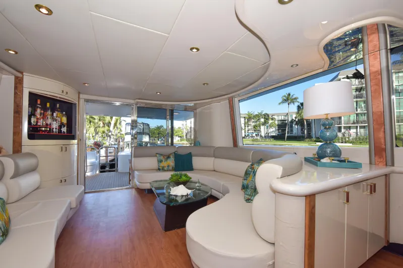 Yolo Yacht Photos Pics 