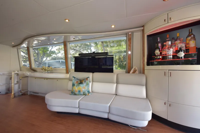 Yolo Yacht Photos Pics 