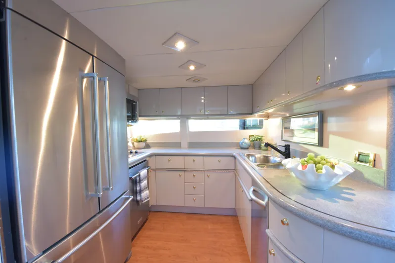 Yolo Yacht Photos Pics 