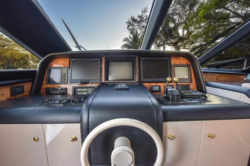 Yolo Yacht Photos Pics 