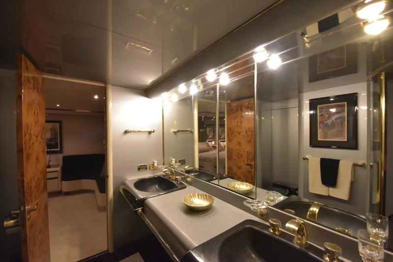 Yolo Yacht Photos Pics 