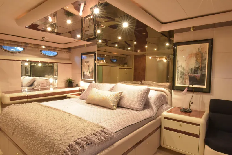 Yolo Yacht Photos Pics 