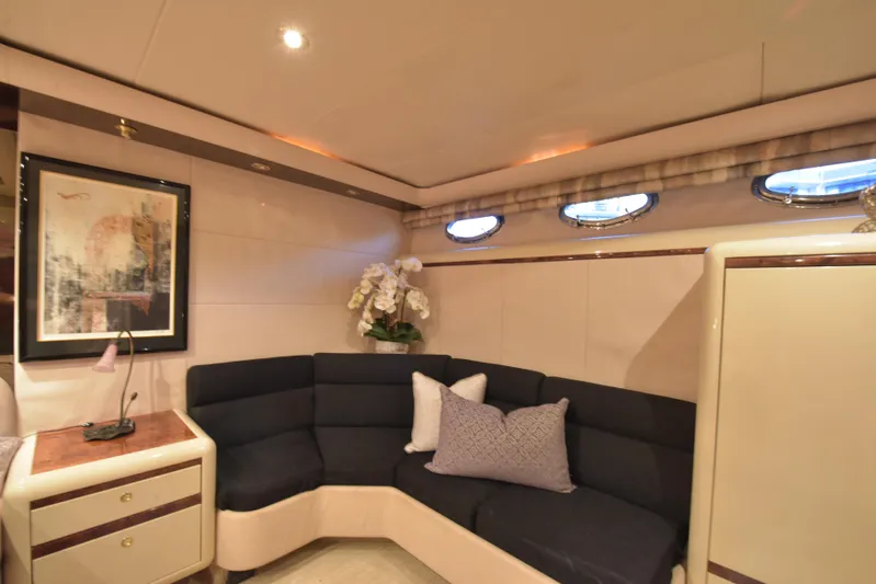 Yolo Yacht Photos Pics 